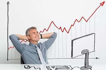 职场中的“隐形晋升 ”者：不承担领导的压力，却比领导工资更高