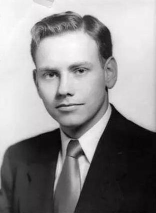 当你负债累累、被身边的人瞧不起的时候，建议你试试巴菲特式思维